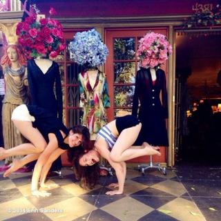 Erin Sanders feet photo thumbnail