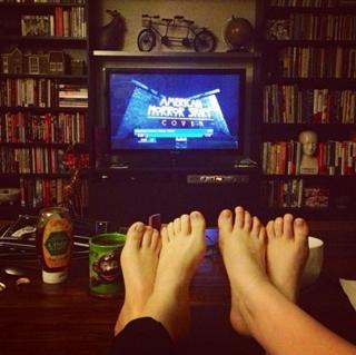 Erin Sanders feet photo thumbnail