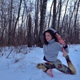 Erin Sanders feet photo thumbnail