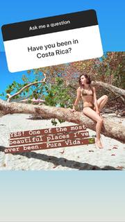 Erin Sanders feet photo thumbnail