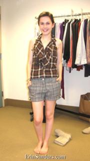 Erin Sanders feet photo thumbnail
