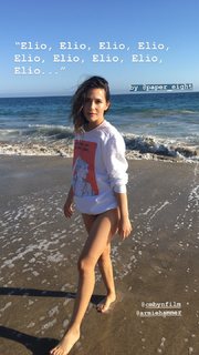 Erin Sanders feet photo thumbnail