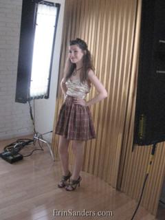 Erin Sanders feet photo thumbnail