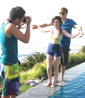 Erin Sanders feet photo thumbnail