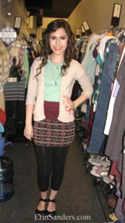 Erin Sanders feet photo thumbnail