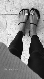 Erin Wasson feet photo 3