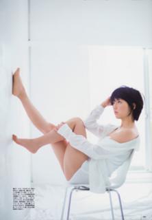 Erina Mano feet photo 11