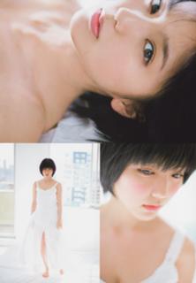 Erina Mano feet photo 10