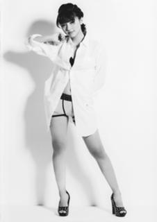 Erina Mano feet photo 2