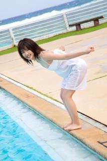 Erina Mano feet photo 3
