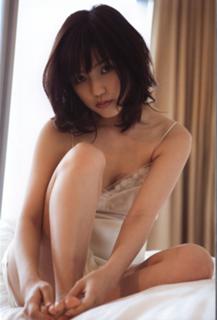 Erina Mano feet photo 20