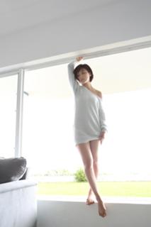 Erina Mano feet photo 8