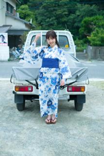 Erina Mano feet photo 2