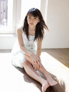 Erina Mano feet photo 18