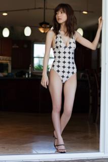 Erina Mano feet photo 6