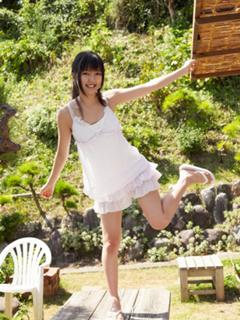 Erina Mano feet photo 17