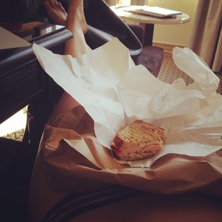 Erinn Hayes feet photo 7