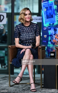 Erinn Hayes feet photo 12