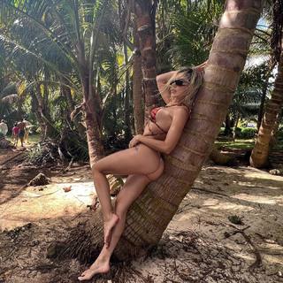 Erubey de Anda feet photo 9