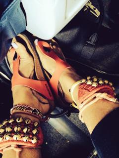 Erykah Badu feet photo thumbnail