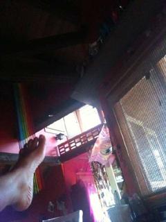 Erykah Badu feet photo thumbnail