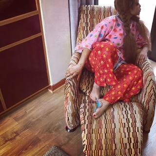 Erykah Badu feet photo thumbnail