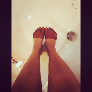Erykah Badu feet photo thumbnail