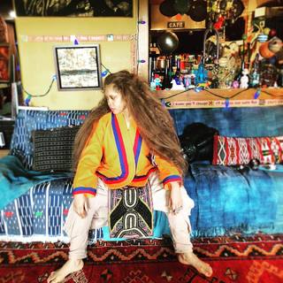 Erykah Badu feet photo thumbnail