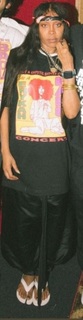 Erykah Badu feet photo thumbnail