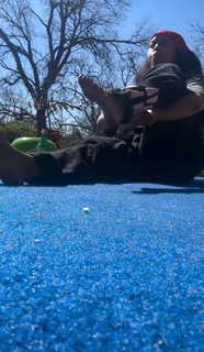 Erykah Badu feet photo thumbnail