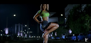 Esha Deol feet photo thumbnail