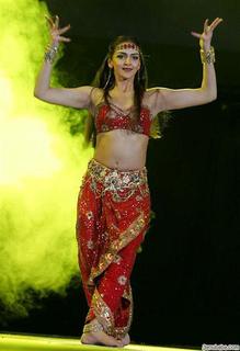 Esha Deol feet photo thumbnail