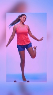 Esha Deol feet photo thumbnail