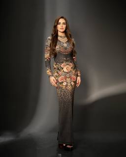 Esha Deol feet photo thumbnail