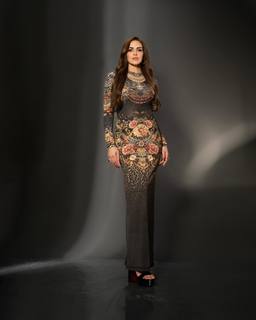 Esha Deol feet photo thumbnail