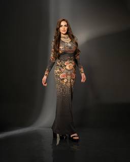 Esha Deol feet photo thumbnail