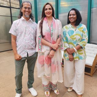 Esha Deol feet photo thumbnail