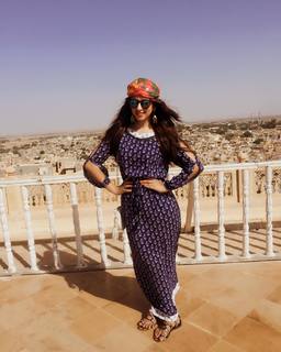 Eshanya Maheshwari feet photo 10
