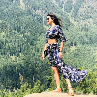 Eshanya Maheshwari feet photo 9
