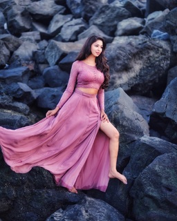 Eshanya Maheshwari feet photo 18