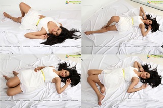 Eshanya Maheshwari feet photo 5
