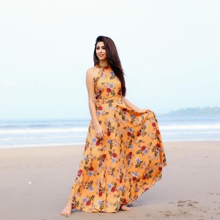 Eshanya Maheshwari feet photo 3
