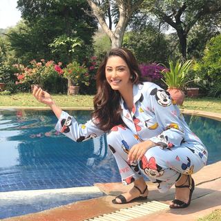Eshanya Maheshwari feet photo 6