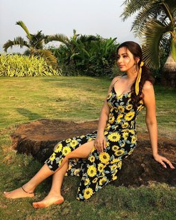 Eshanya Maheshwari feet photo 2