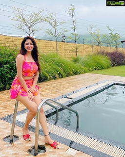 Eshanya Maheshwari feet photo 1