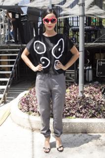 Esmeralda Pimentel feet photo thumbnail