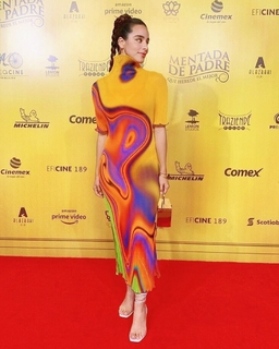 Esmeralda Pimentel feet photo thumbnail