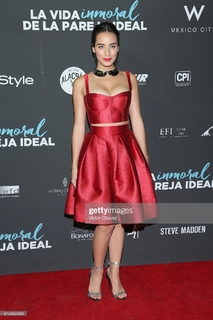 Esmeralda Pimentel feet photo thumbnail