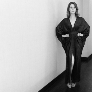 Esmé Bianco feet photo thumbnail