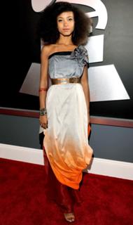 Esperanza Spalding feet photo 4